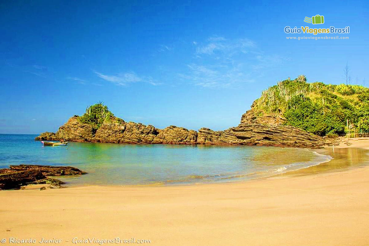 Praia da Ferradurinha