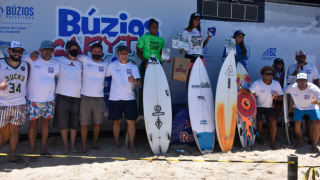 Aula De Surf Geriba