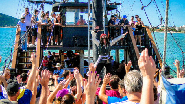 Festa No Barco Pirata