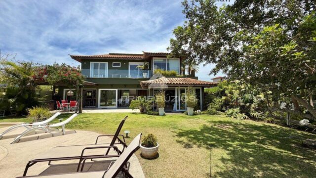 Casa em condomínio a venda, 4 quartos, 4 suítes, 3 vagas, Manguinhos - Armação dos Búzios/RJ