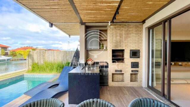 Casa à venda, 3 suítes, 2 vagas, Marina - Armação dos Búzios/RJ