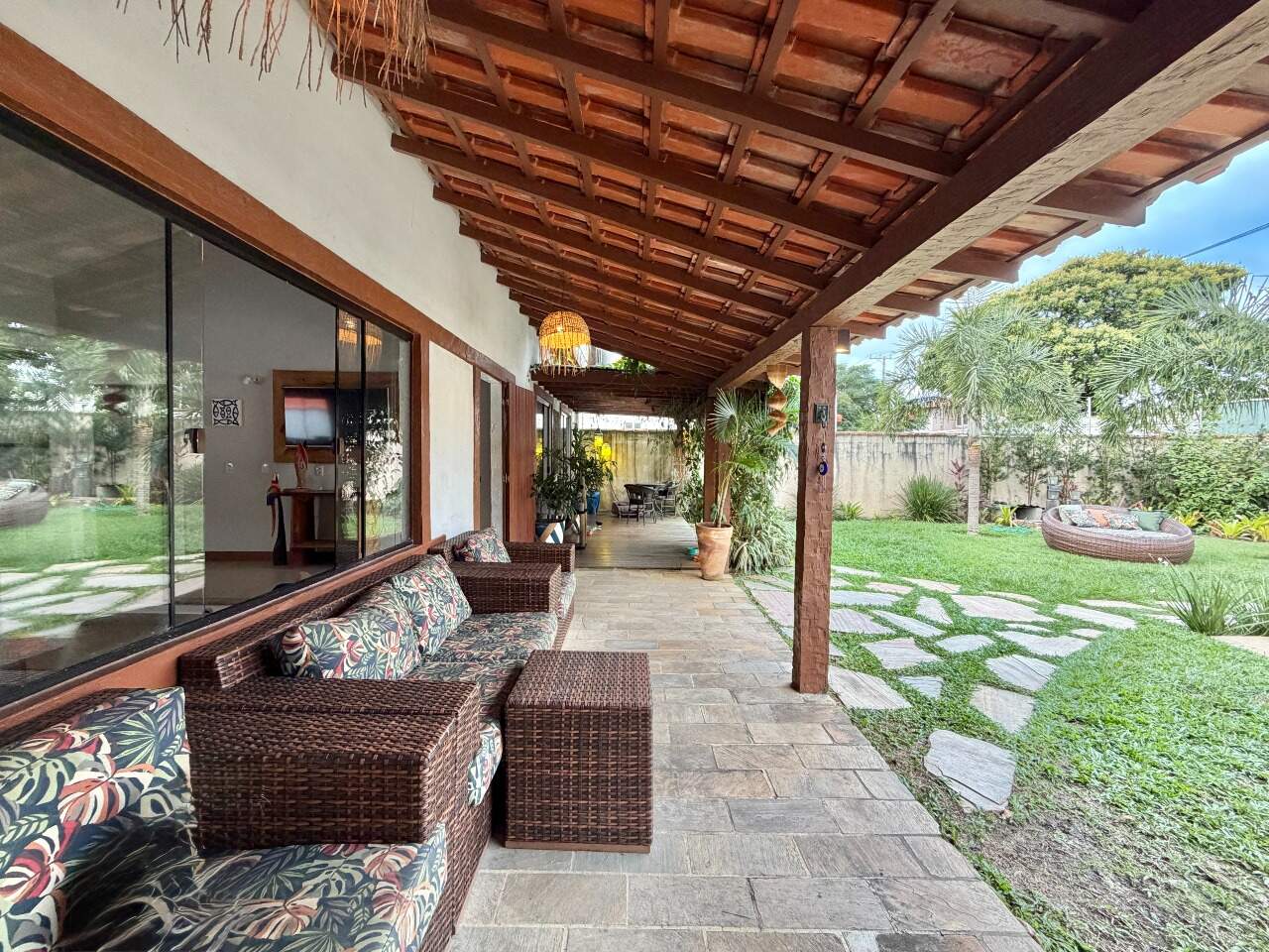 Casa a venda, 4 quartos, 1 suíte, 2 vagas, Bosque de Geribá – Armação dos Búzios/RJ