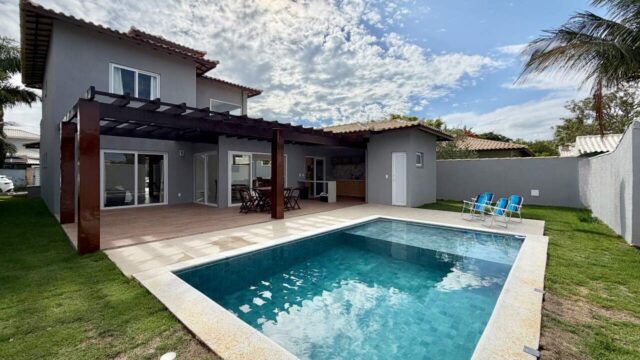 Casa a venda com 4 suítes e piscina privativa em Buzios, Caravelas